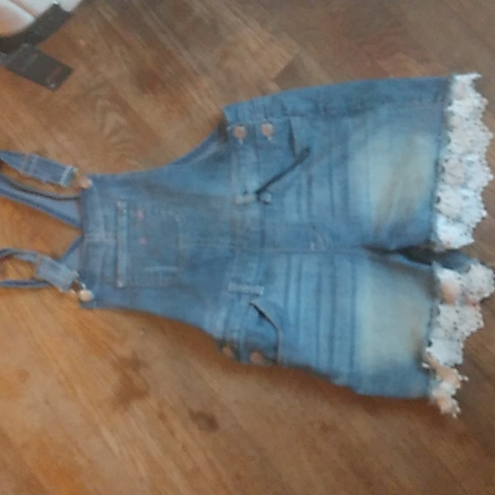 Ble girls Jean 👖💕💖💓❤overalls